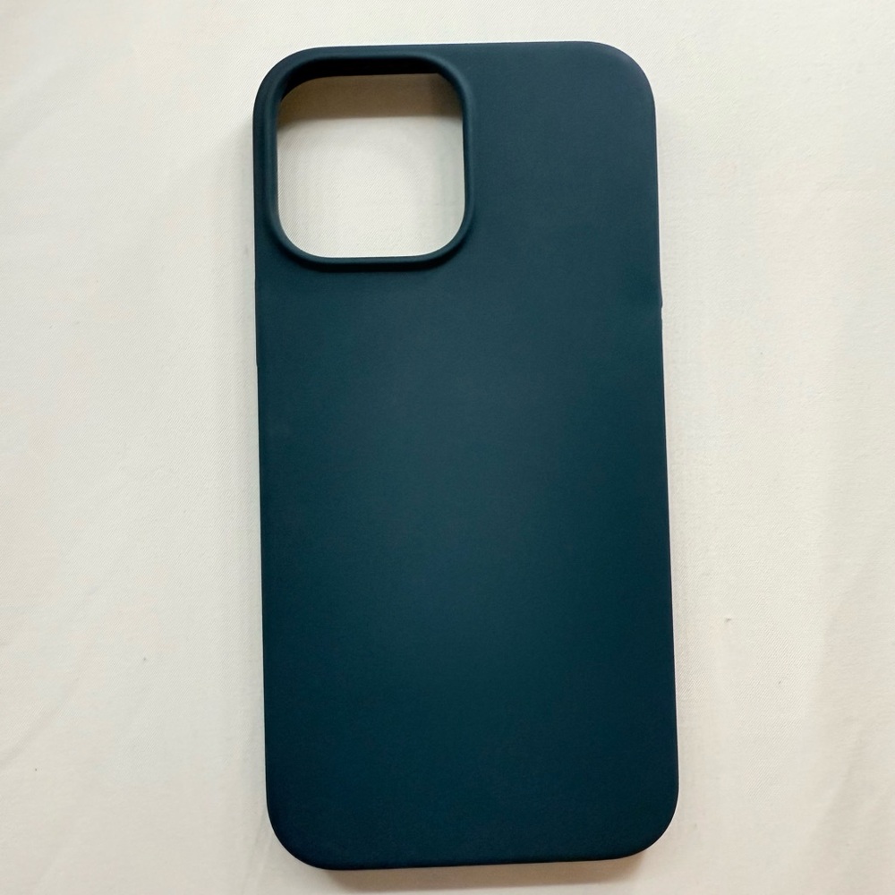 Dark Navy Blue iPhone 13 Pro Max Silicone Case